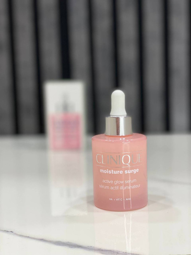 سرم آبرسان و روشن کننده کلینیک Clinique مدل moisture surge active glow